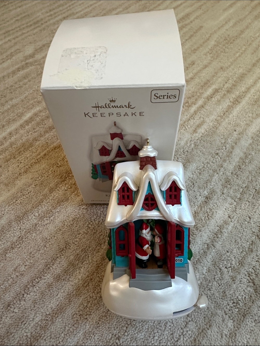 2010 Kissmas Cottage, Kringleville Holiday Ornament - Red and White